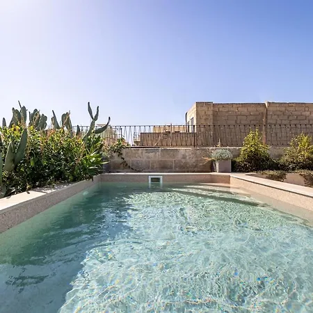 Old Theatre - Montecristo * Valletta