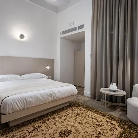 Old Theatre - Montecristo Apartman *