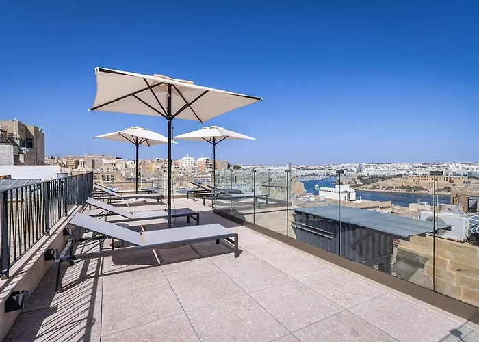 Old Theatre - Montecristo * Valletta